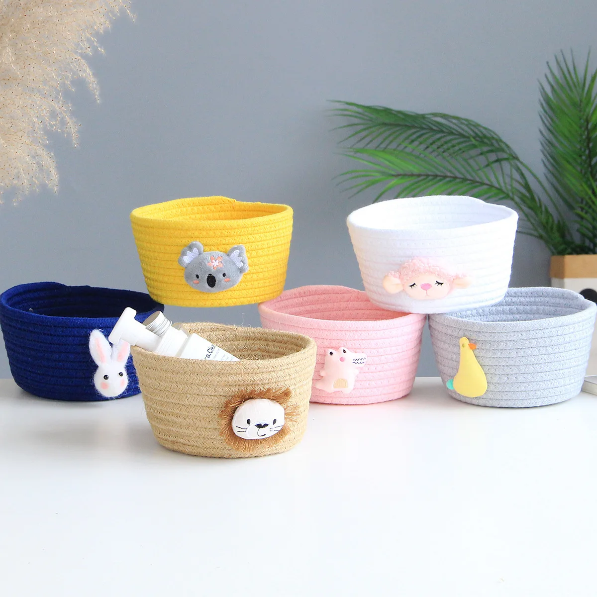 

LuanQI Cotton Rope Woven Cartoon Animal Storage Basket Desktop Sundries Box kids Clothes Toy Basket Storage Handmade 16x9 cm