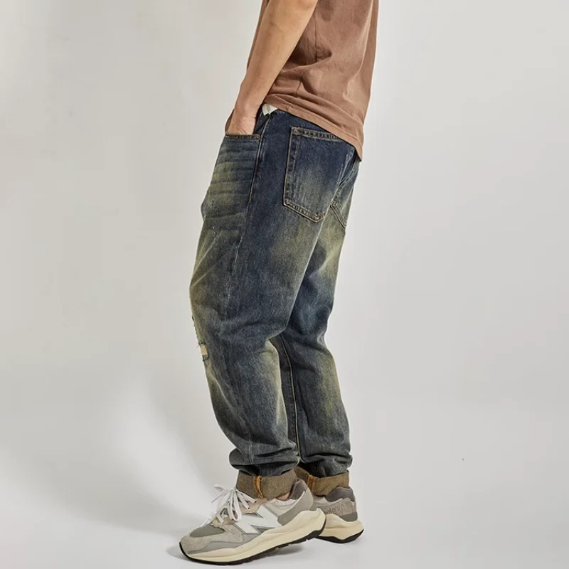 Loose Straight Leg Jeans for Men with Patched Holes and Distressed Wash