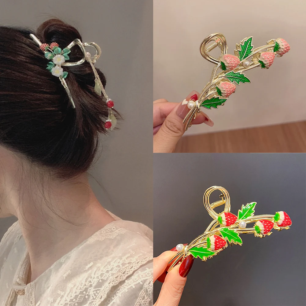 

Fashion Large Strawberry Hair Claw For Women Girls Clamps Hair Crab Metal Ponytail Hair Clip Claw Accessories Headwear Tiara