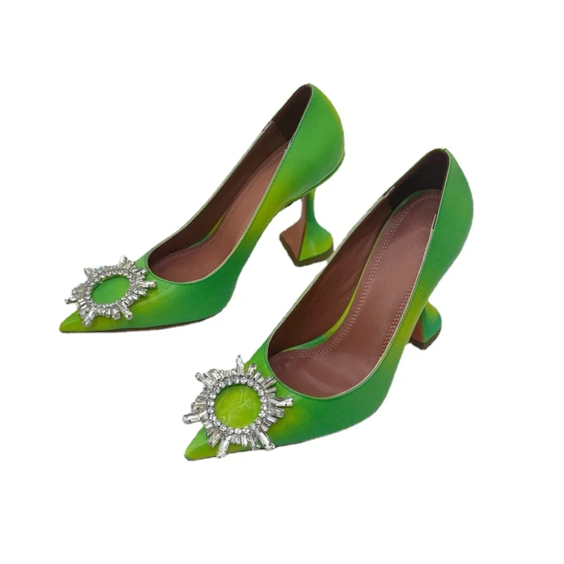 

Модные темпераментные женские туфли на высоком каблуке разных цветов, демисезонные остроносые туфли