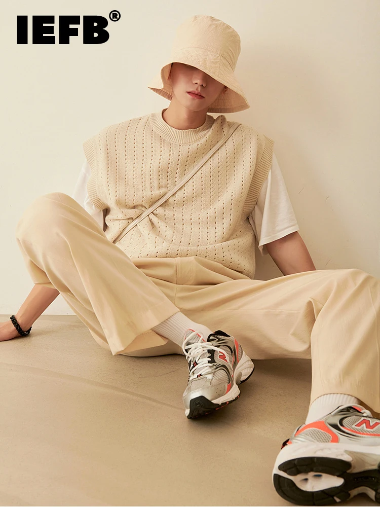 

IEFB Fashion Men's Knitting Vest Hollow Out Design Male Casual O-neck Vests Korean Style 2023 New Trendy Solid Color Tops 9A2226