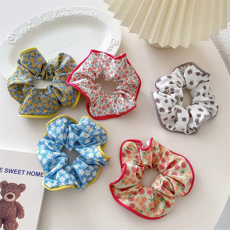 

Wholesale Ins Hot Sale Spring Small Floral Cloth Hair Rope Fashion Pleated Fabric Elastic Hair Scrunchies For Elegant Women
