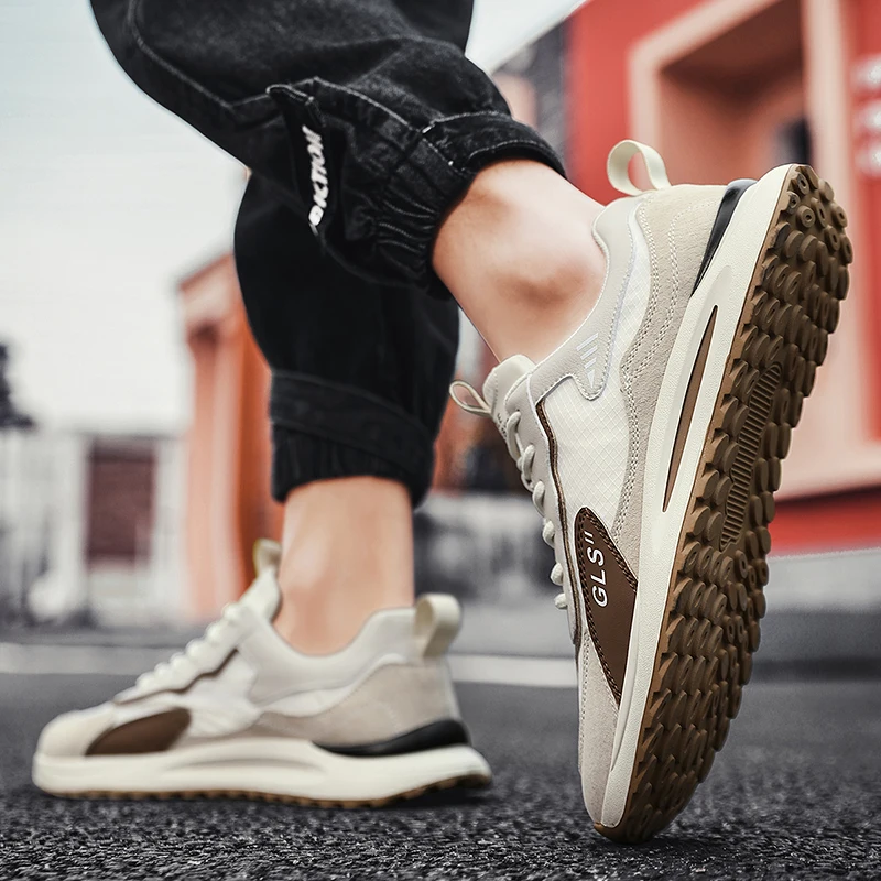 New Men's Golf Shoes Fashion Versatile Casual Walking Shoes Men's Beige Grey Nailless Comfort Training Golf Sneakers