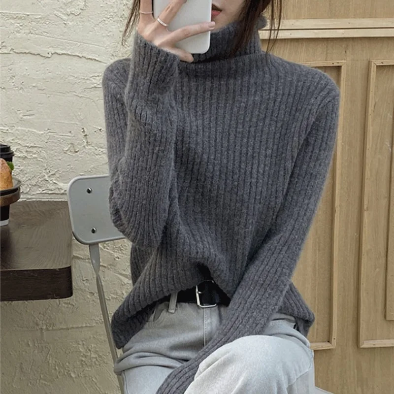 

The new thick sweaterforautumn and winter is slim and the inside is versatile with a foreign knit sweater and a women's pullover