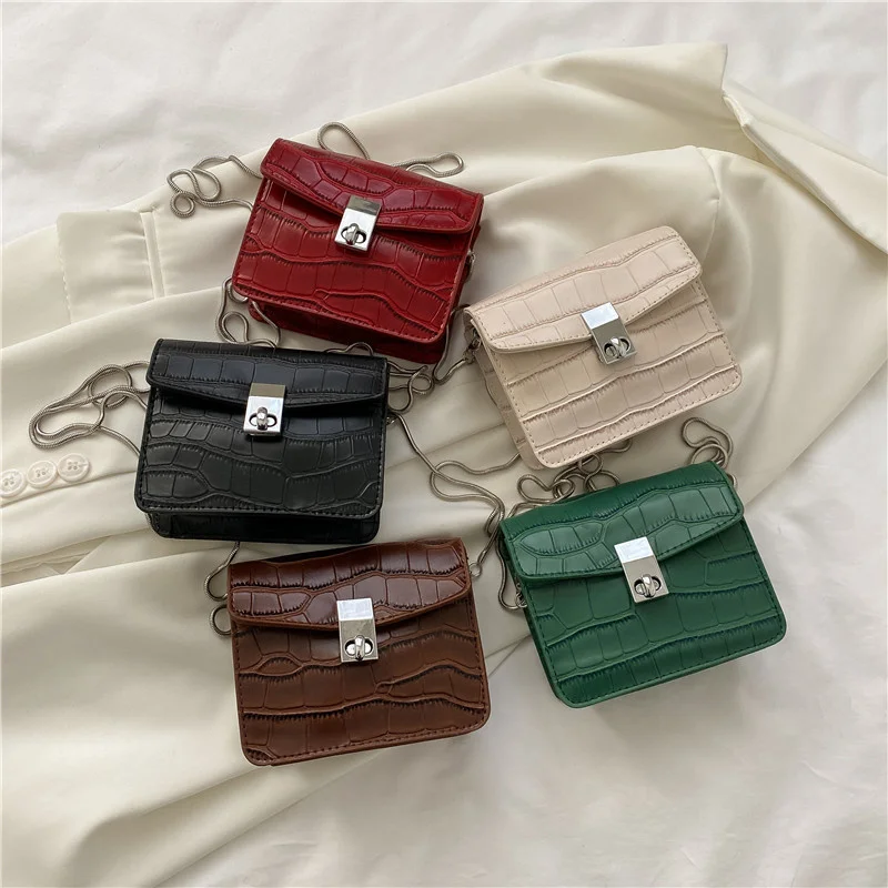 

Мини-сумка на цепочке, квадратная сумка через плечо с крокодиловым узором, новинка 2022, Женская трендовая роскошная дизайнерская сумка, сумк...