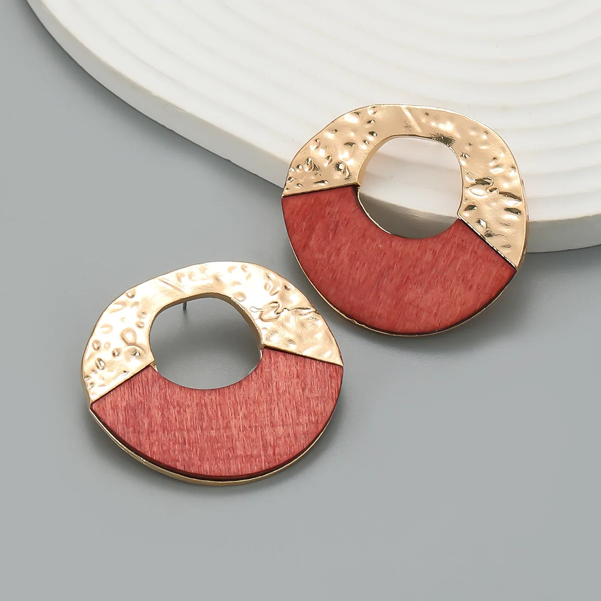 2023 New Statement Metal Wood Spliced Irregular Round Earrings for Women Holiday Party Accessories ZAA Jewelry
