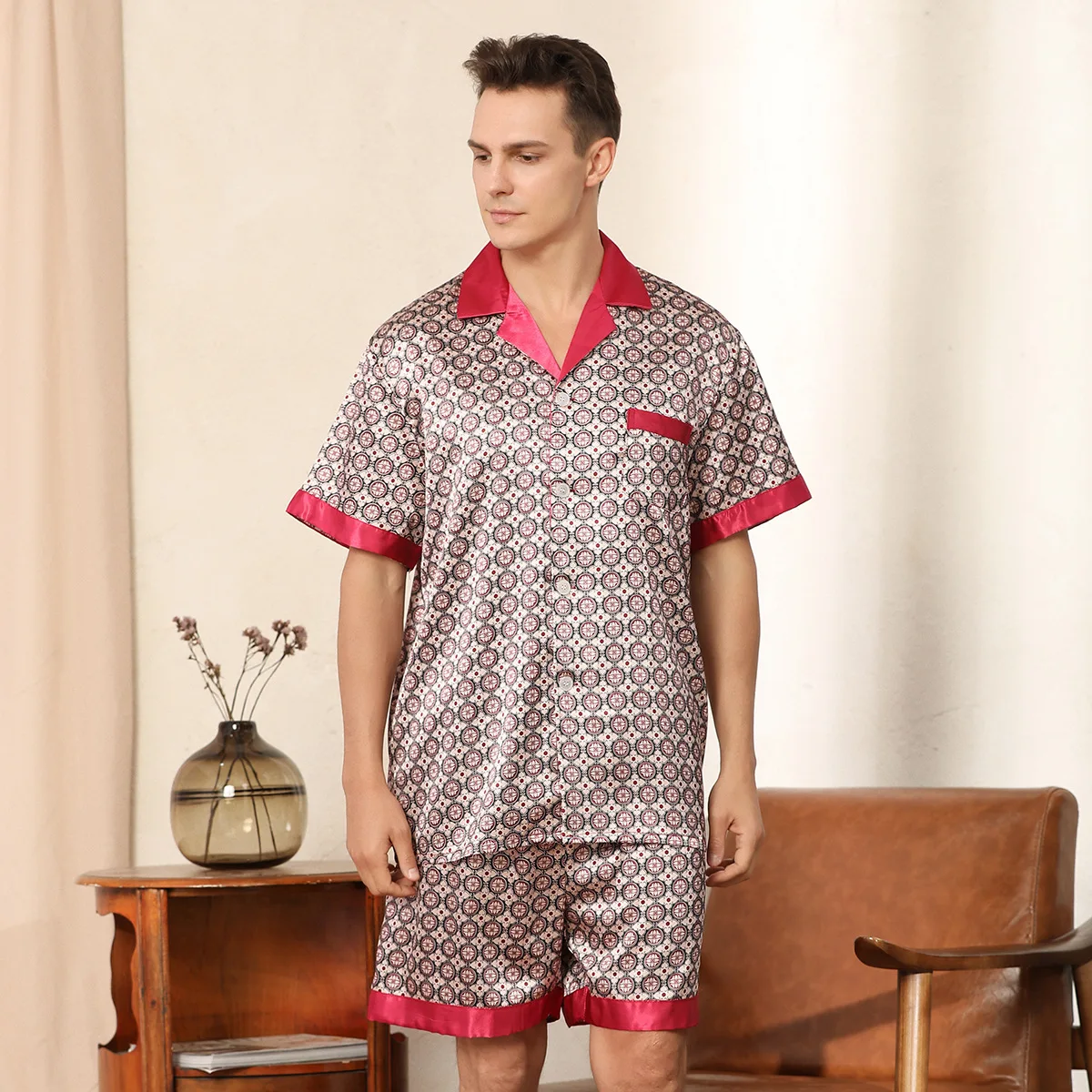 European Size Pyjama Men Printed Short Sleeved Shorts Men Pajamas Set Large Bust Satin Silk Pajamas for Men Sleep Wear Pijamas