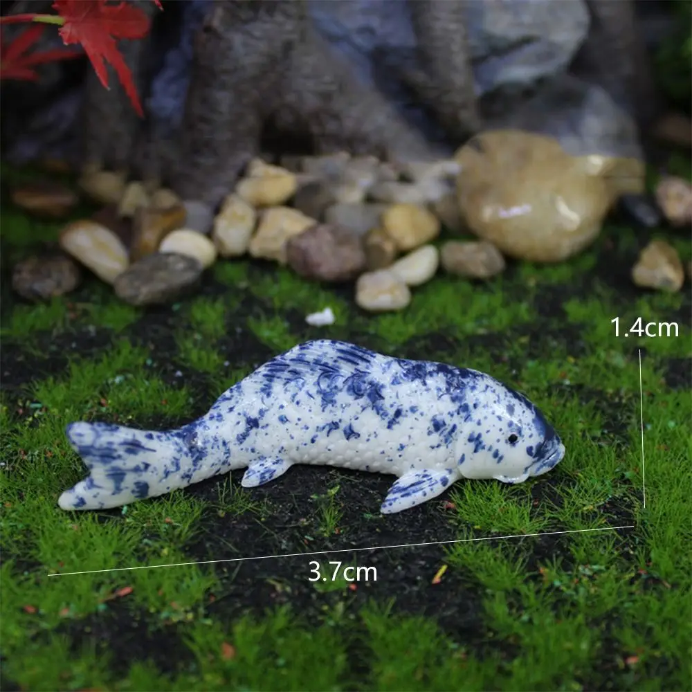 

Мини-фигурка рыбы из смолы