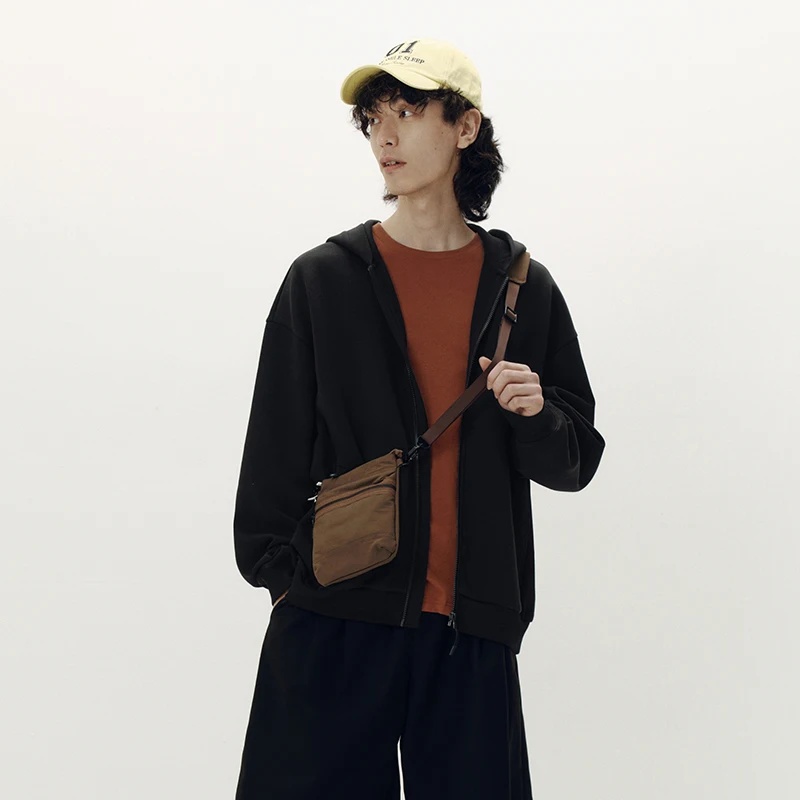 Фото Мужская куртка Semir: вязаная, с капюшоном, из мягкого хлопка, осенняя, свободного кроя, базовая, повседневная, в стиле унисекс, легкая верхняя одежда, универсальный топ на каждый день №4