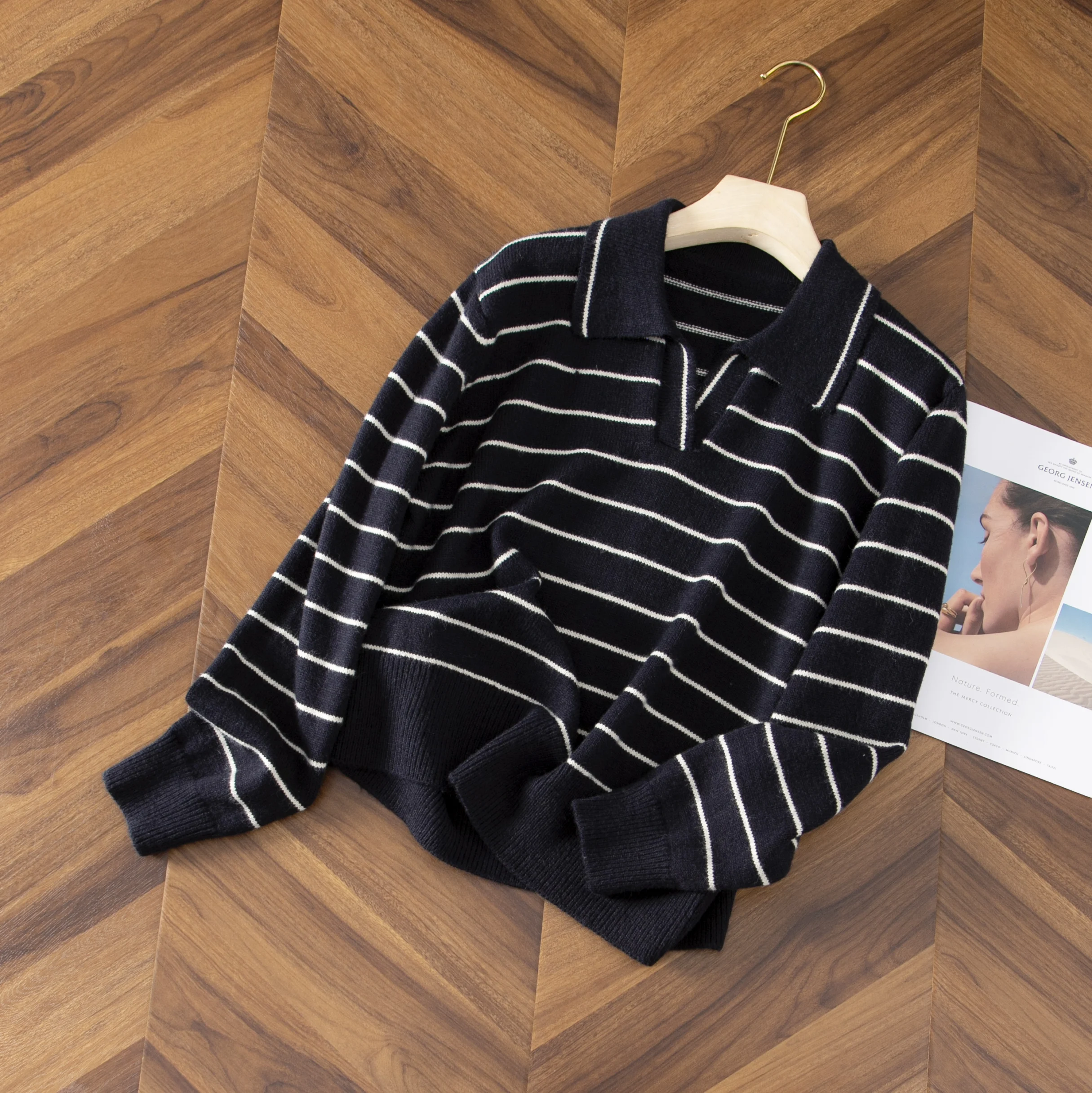 Осенняя новая женская одежда Свободный полосатый свитер с воротником-поло Мода