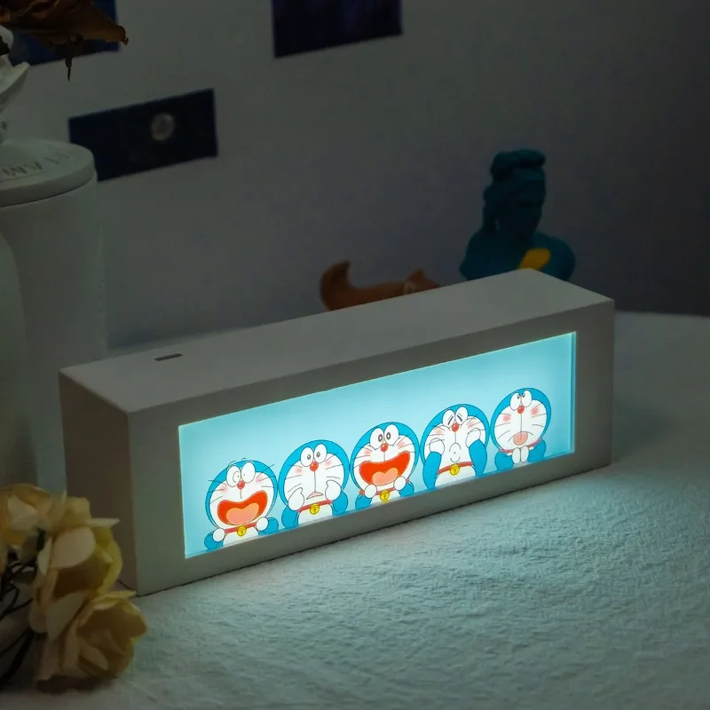 

Ночник Doraemon с мультяшными рисунками, декоративные украшения, прикроватная Светодиодная лампа с мультяшным рисунком для спальни, заряжаемый милый подарок «сделай сам» для спальни и дома