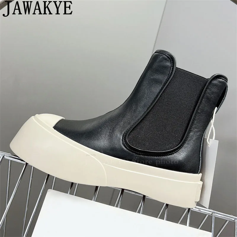 Женские ботинки из натуральной кожи с круглым носком на толстой подошве