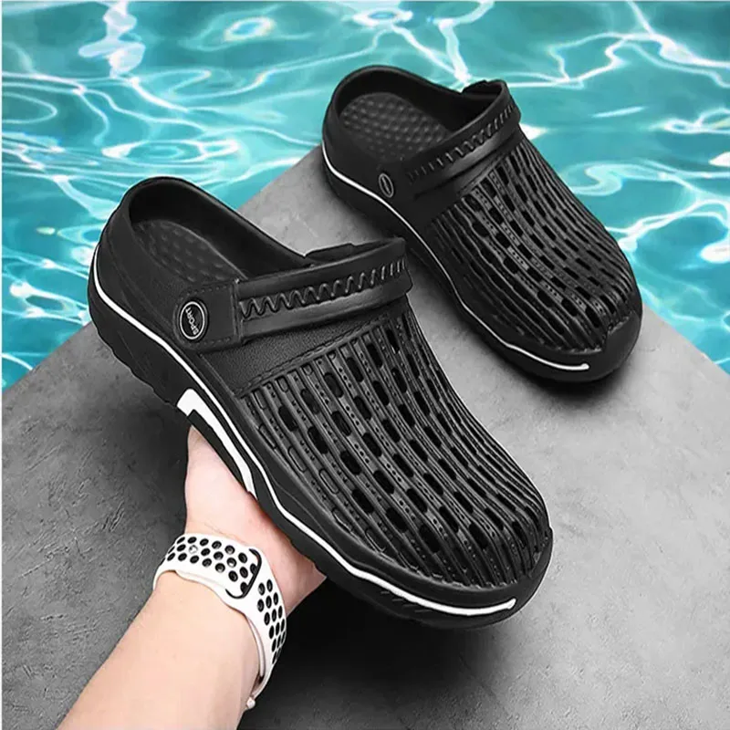 Women Sandals Hole Shoes Men Beach Shoes Light Sandals Slippers Outdoor Summer Non-slip Beach Hole Shoes Clogs Women's Sandal