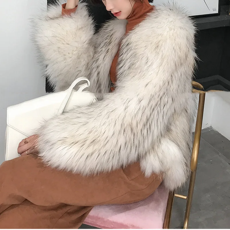New Winter Warm Fur Coat Women's Furry Faux Fox Fur Jacket Sexy Luxury Fashion Overcoat Woman O-Neck Long Sleeve Fake Fur Jacket