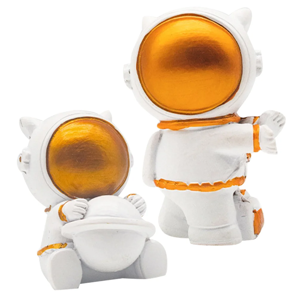 

2 Pcs Home Décor Astronaut Decorative Statue Desktop Spaceman Figurine Desk Decor Resin Astronaut Figurine Astronaut Sculpture