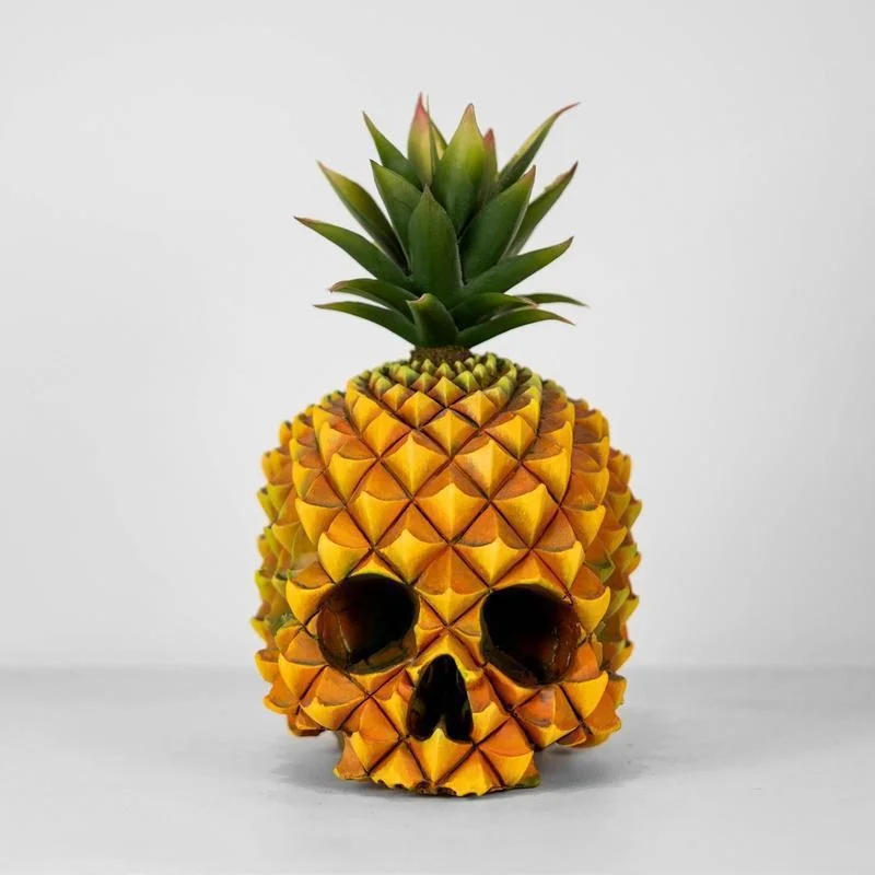 

New Pineapple Skull Halloween Decorative Atmosphere Terrifying Ornaments Skeleton Resin Craft Ornaments