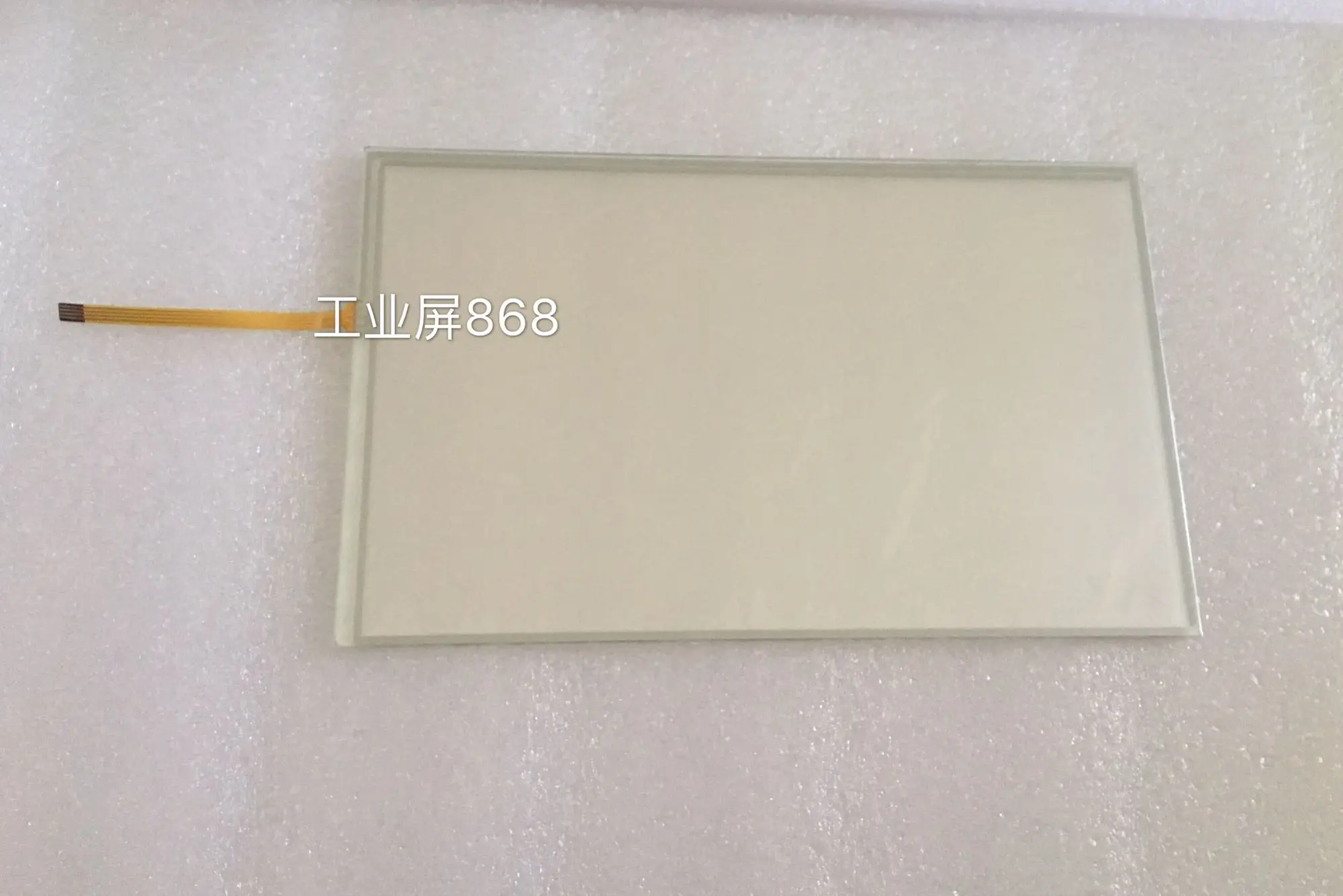 Телефон с сенсорным экраном