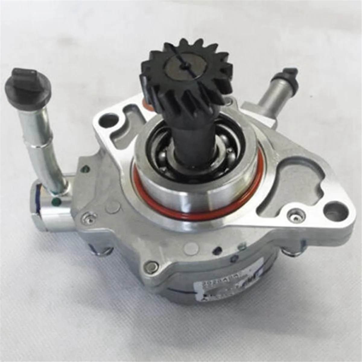 Вакуумный насос 2020A002 в сборе для L200 Pick Up B40 2.5DID 03/2006-03/2015