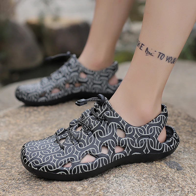 

Sandals Men Slippers Camouflage Water Outdoor Clogs Beach Sandals Lightweight Summer Casual Shoes Sandalias Hombre Free Shipping