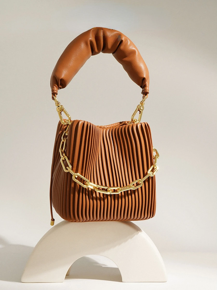 

New Women's Bucket Bag Leather Mini Chain Portable Cross Fold Bag