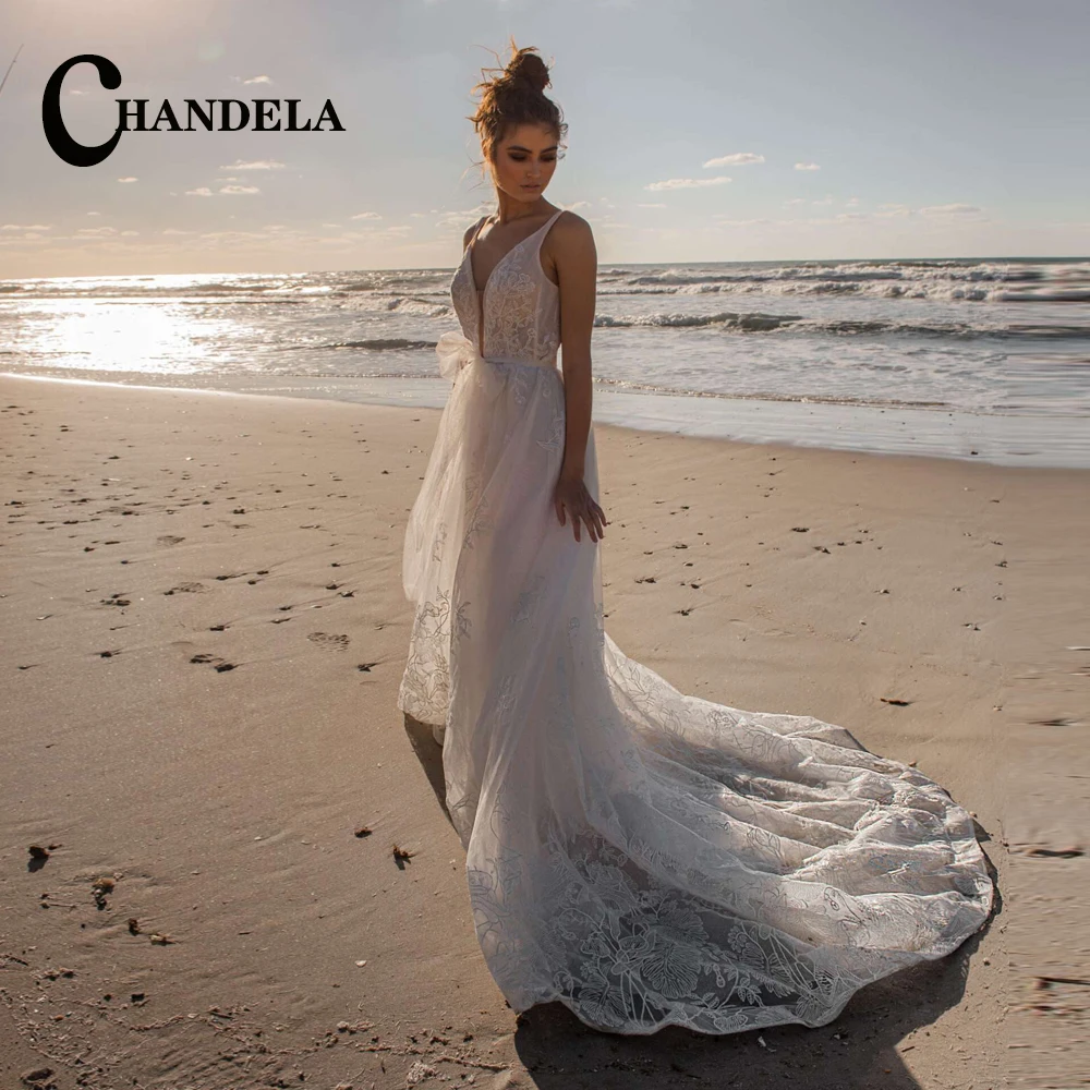 

Кружевное свадебное платье с V-образным вырезом, без рукавов