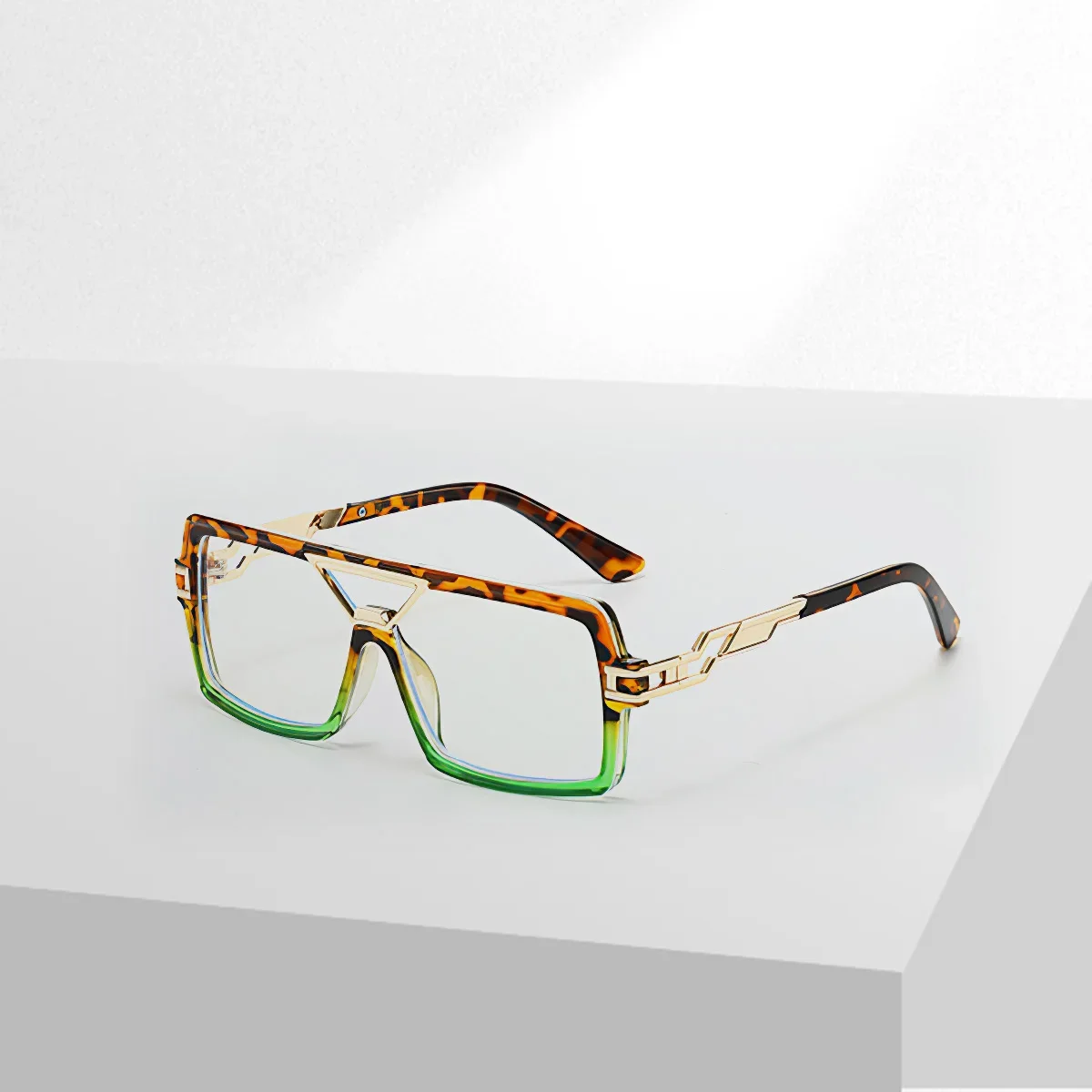 Мужские и женские голубые очки прозрачные