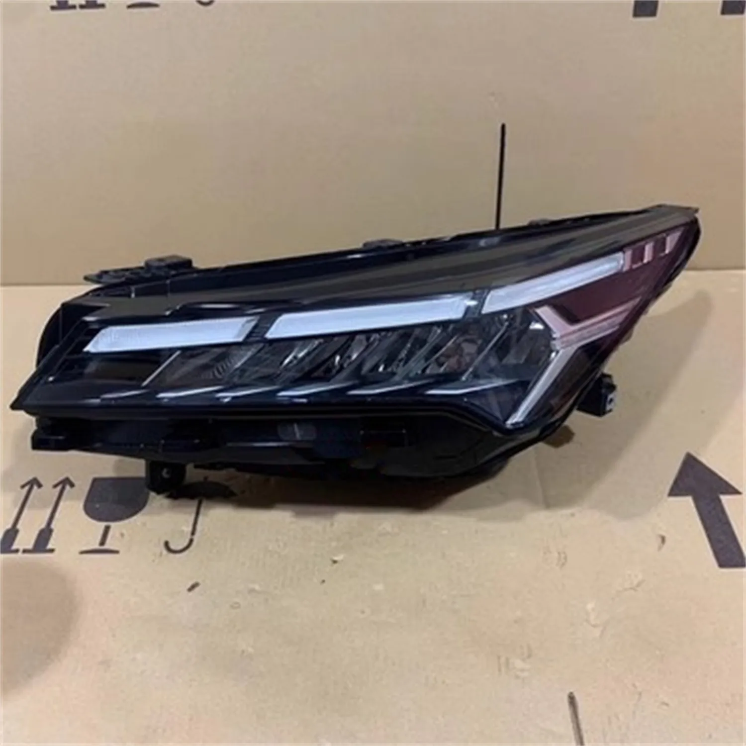 

Передняя фара для автомобиля, фара для Geely Coolray proton X50 22-24, дневной свет, яркий ближний свет, сигнал поворота