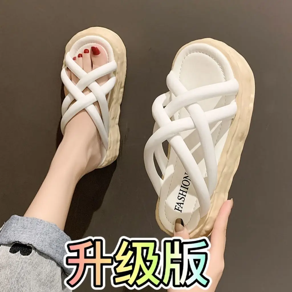 Ladies Slippers and Sandals Slipper Female Beach Fashion with Free Shipping Platform Summer New 2023 Green Black Strappy Cute