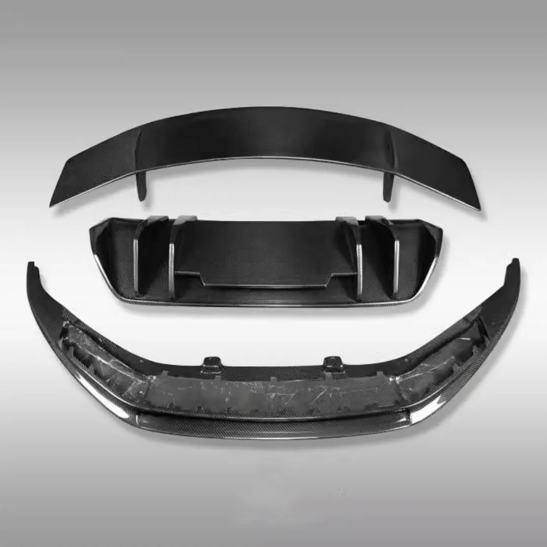 Набор для сухого кузова из углеродного волокна Audi R8 модифицированные