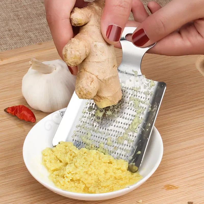 

1pcs Ginger Garlic Wasabi Grater Crusher Garlic Press Device Chopper Cutter Garlics Peeler Kitchen Tools Stainless Steel