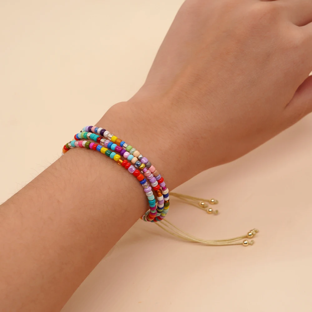 Браслет с разноцветными бусинами Go2Boho