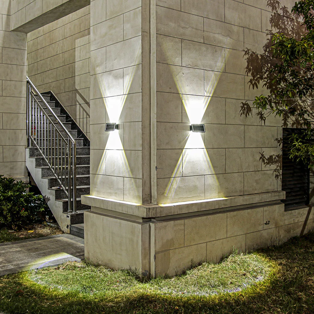 

Настенная лампа на солнечной батарее с 6 светодиодный