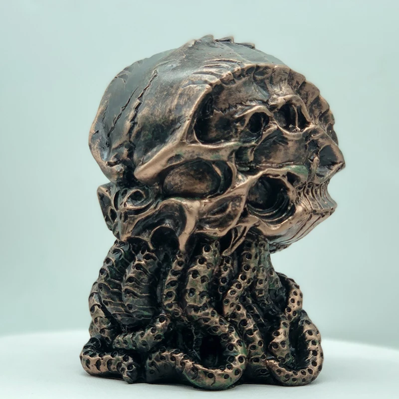 

Cthulhu Mythical Statue Decoration Cthulhu Skull Resin Art Craft Halloween Octopus Horror Figurines Vintage Home Accessories