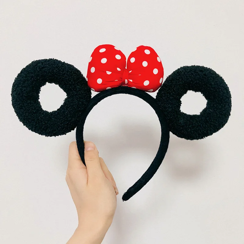 

Новинка, плюшевая повязка на голову Disney с трехмерным пончиком и бантом, милая мультяшная повязка для волос, повязка для волос для мытья лица,...