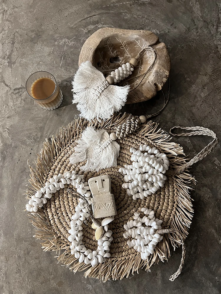 

Ожерелья ручной работы с натуральными искусственными ракушками, подвески в гостиной