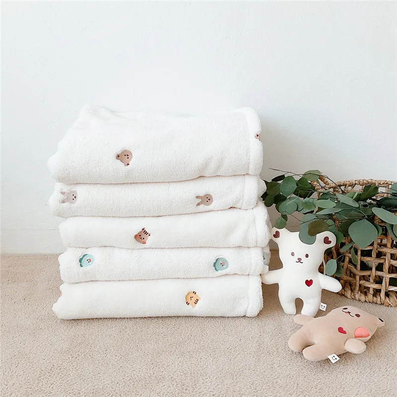 Baby Winter Thicken Blanket Flannel Animal Embroidered Baby Swaddle Blanket Kids Nap Blanket Children Bedding Accessories