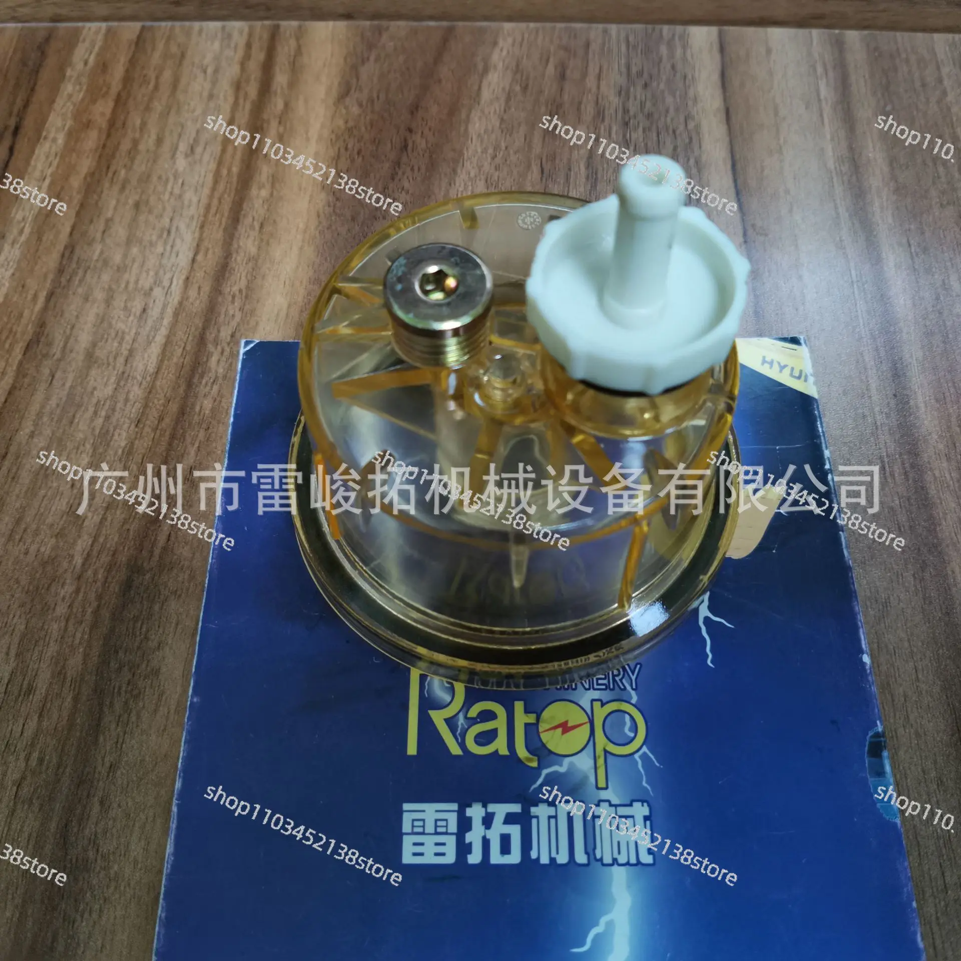 Аксессуары для экскаваторов высокого качества 4D95 4D107 масляный и водный стакан