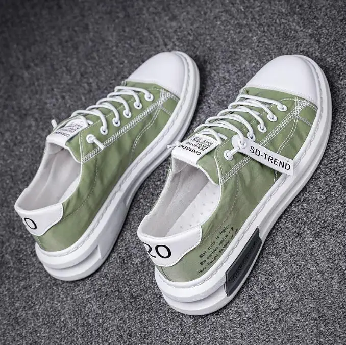 

2023 New Arrival Canvas Shoes Breathable Comfortable Men Sneakers Casual Walking Flats Lace-up Fashion Man Vulcanized Shoes