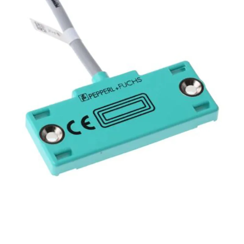 

CBN2-F46-E2 Capacitive Proximity Sensor Detection Range 2mm Output Type: PNP Connector Type: New Original Cable CBN2-F46-E2