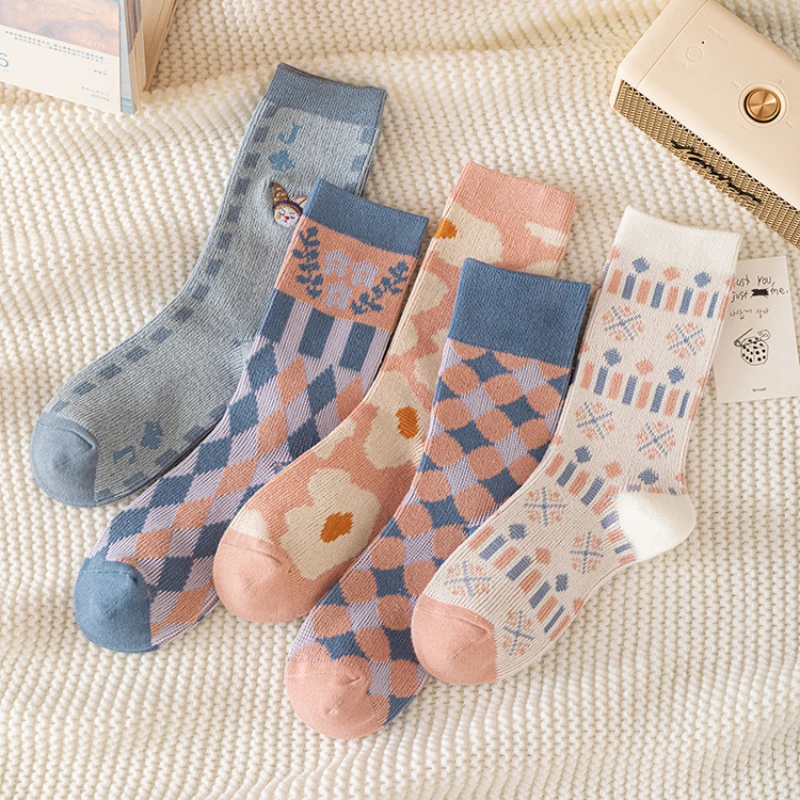 

Женские винтажные Модные клетчатые длинные носки в британском стиле, милые носки в стиле ретро с мультипликационным медведем, цветком, Хара...