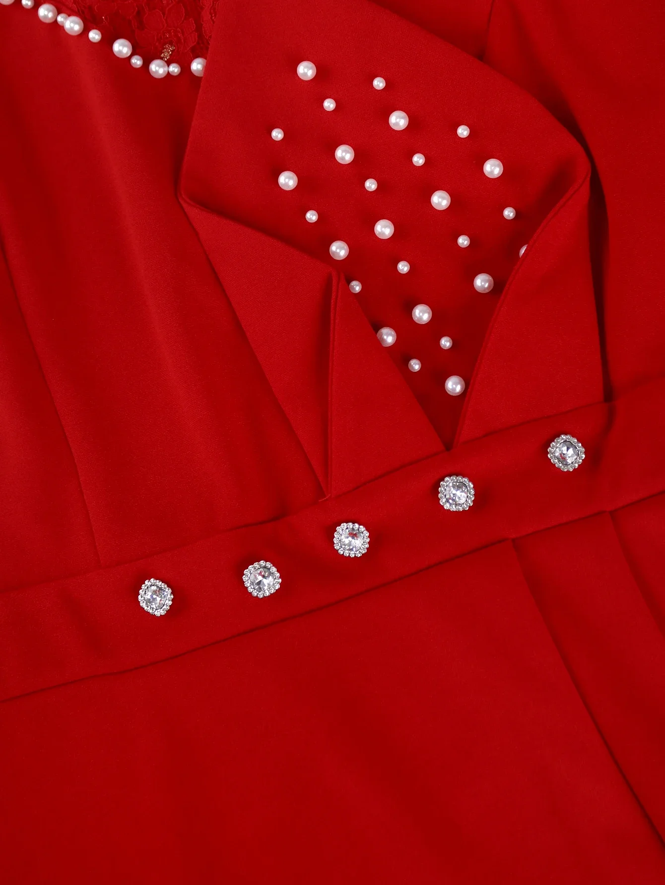 Женское кружевное платье с круглым вырезом длинным рукавом и бусинами