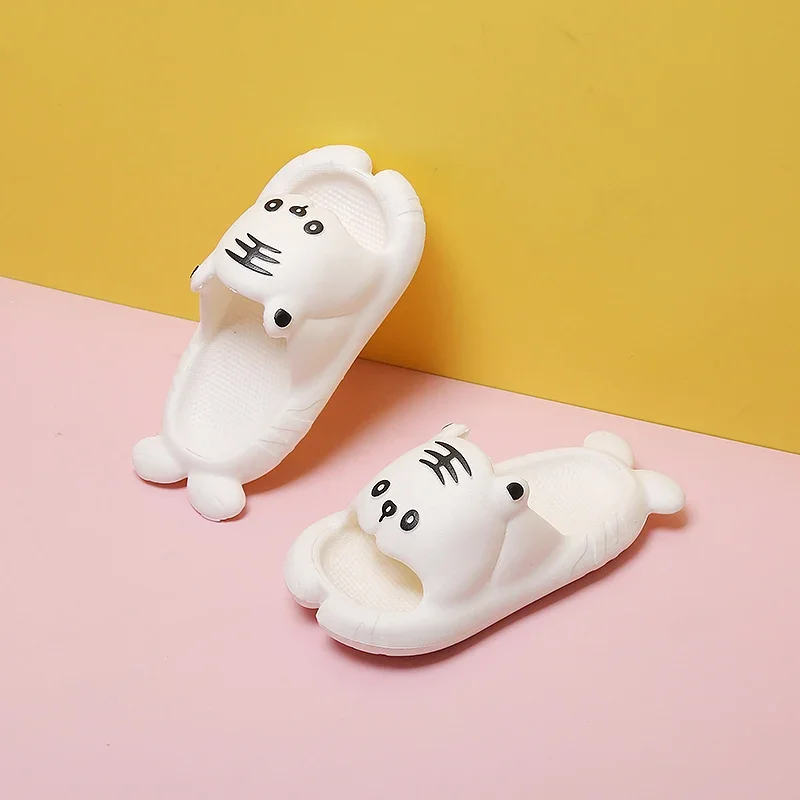 Детские мюли и сабо Нескользящие сандалии с тигром удобные пляжные тапочки