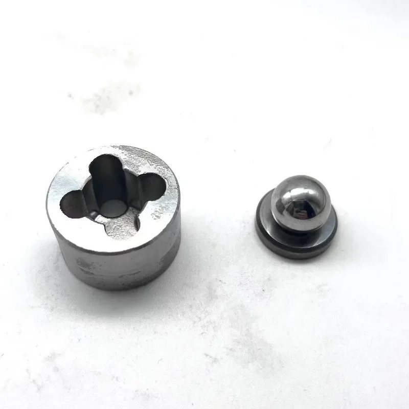 Набор из 5 деталей для распылителя краски безвоздушного Wetool 704703 направляющий