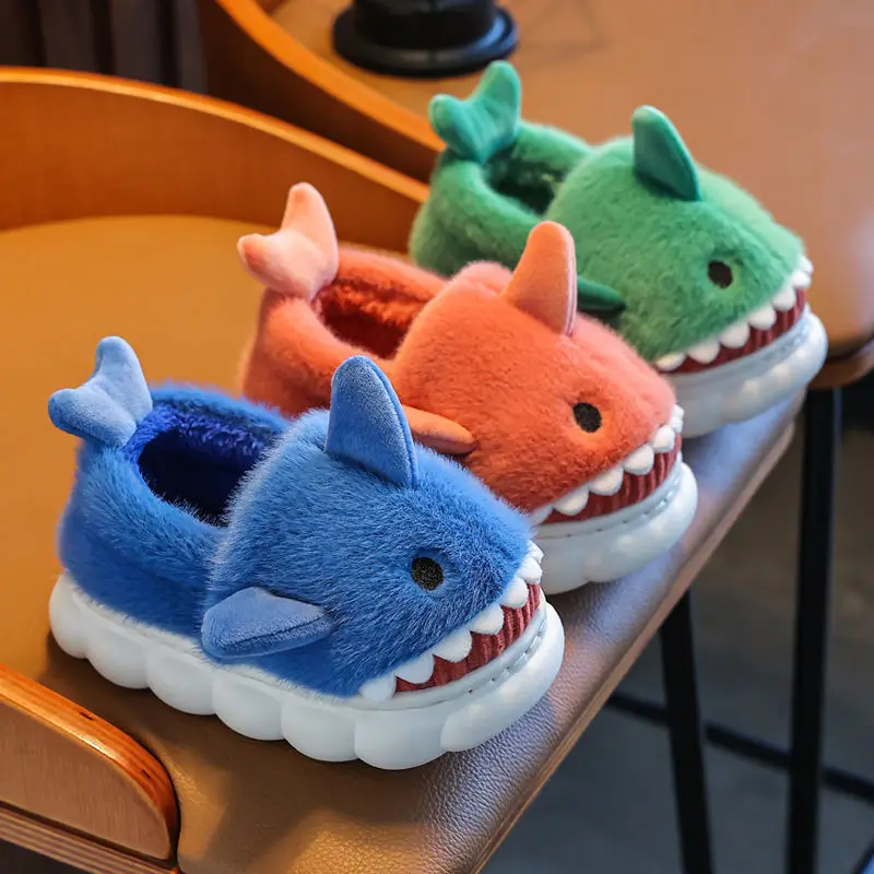 Top quality fluffy shark slippers to be home child faux fur Flip flops thick platform eva cloud slipper kids shark slides shoes