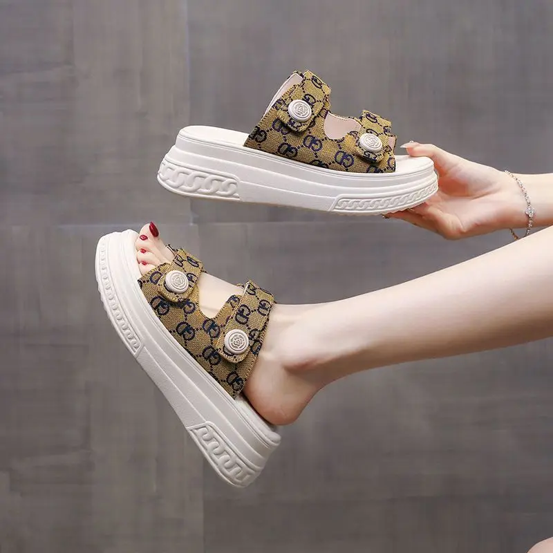 Slope Heel Slippers Women'S Summer Wear 2023 New Fashion Comfort Soft Bottom Sponge Cake Bottom Heightened All-Match Word Women