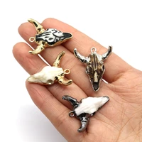 vintage bull head pendant resin jewelry fashion making necklace acrylic animal amulet bull pendant diy charm accessories