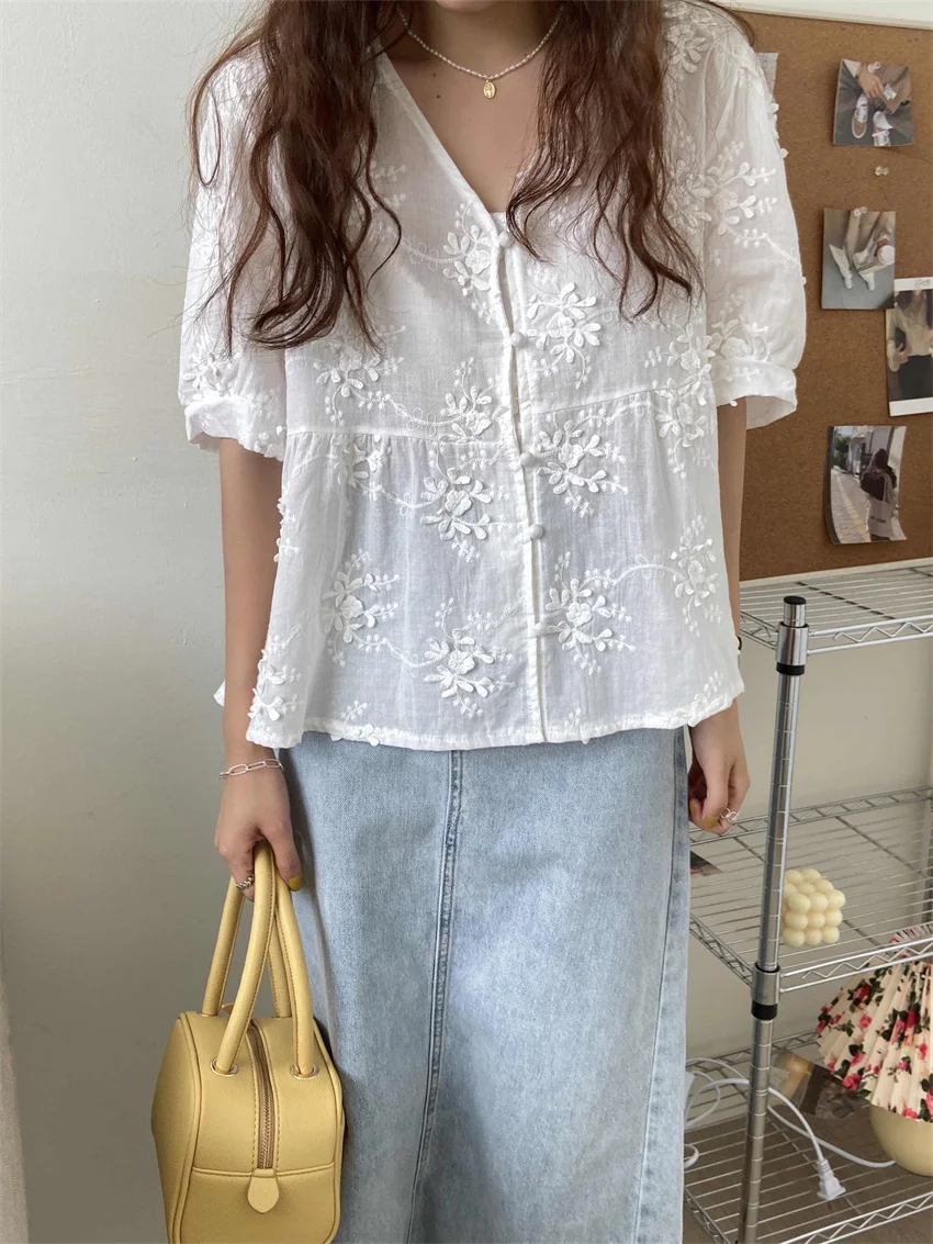 Женская рубашка с цветочной вышивкой свободная повседневная офисная V-образным