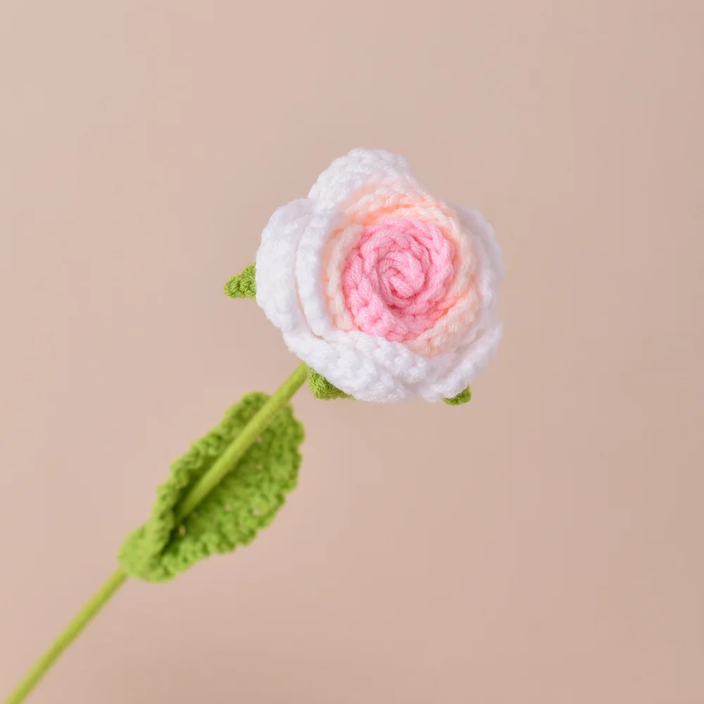 

Вязаный букет цветов из шерсти