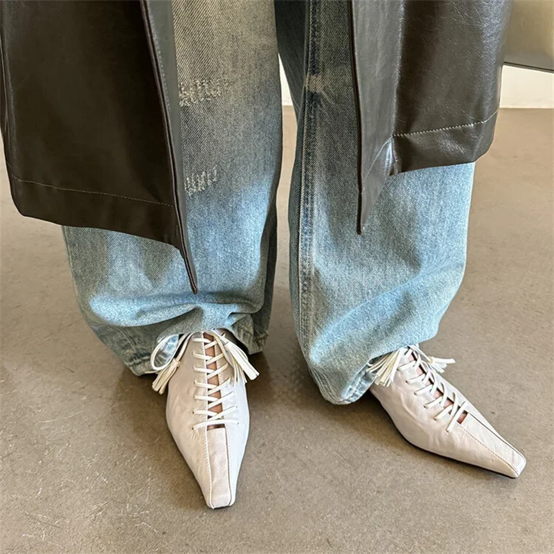 Мягкие кожаные туфли-лодочки в стиле ретро на странном каблуке с квадратным