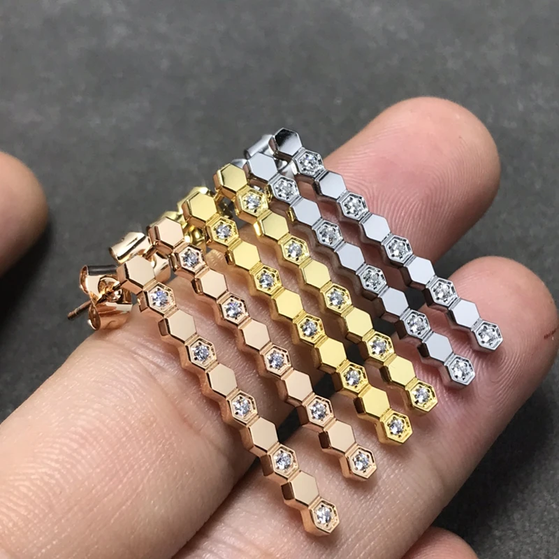 

Женские серьги-подвески из серебра 925 пробы, с фианитом